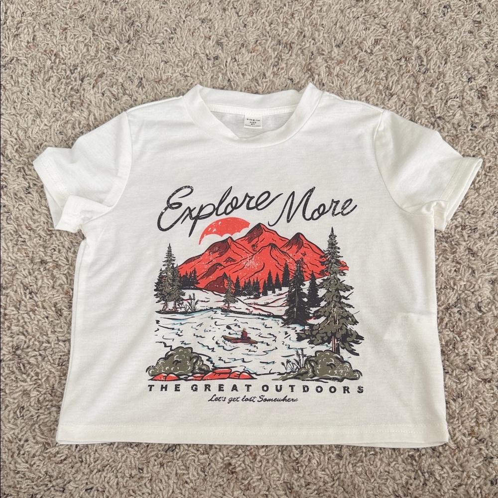 SHEIN Kids' White Tee with Red Mountain Design